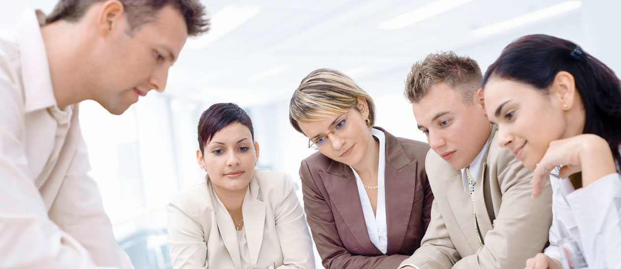 轰炸电话网页版